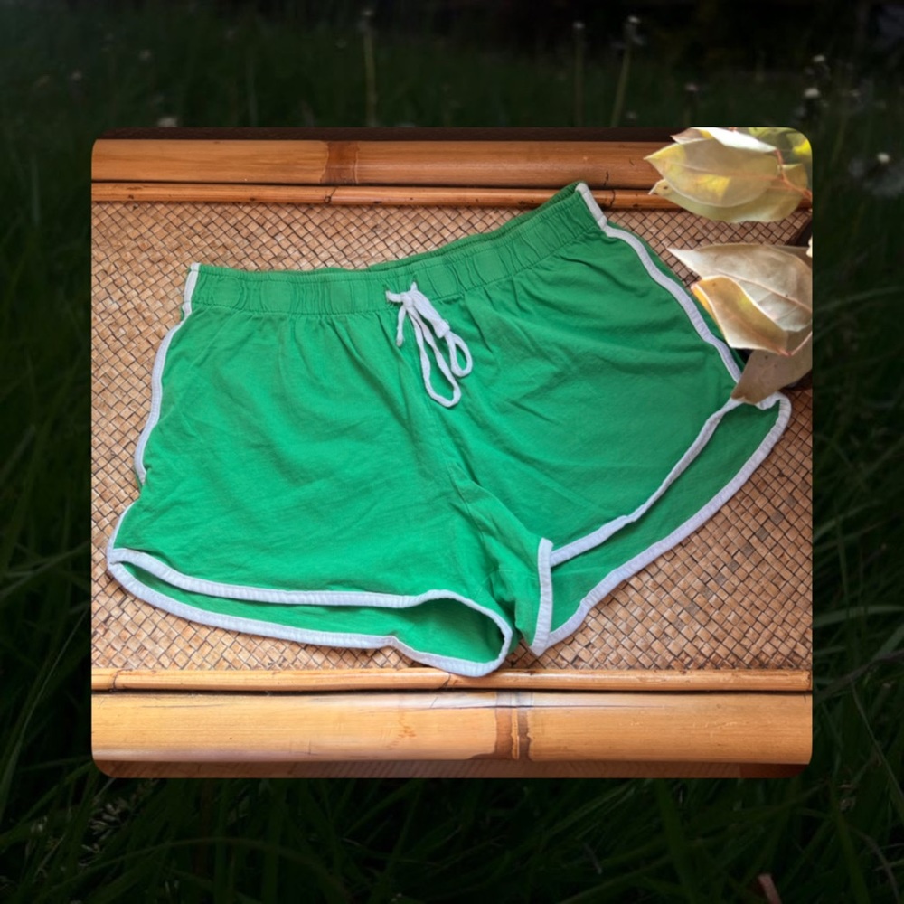 ✪✪✪ Green Booty Shorts